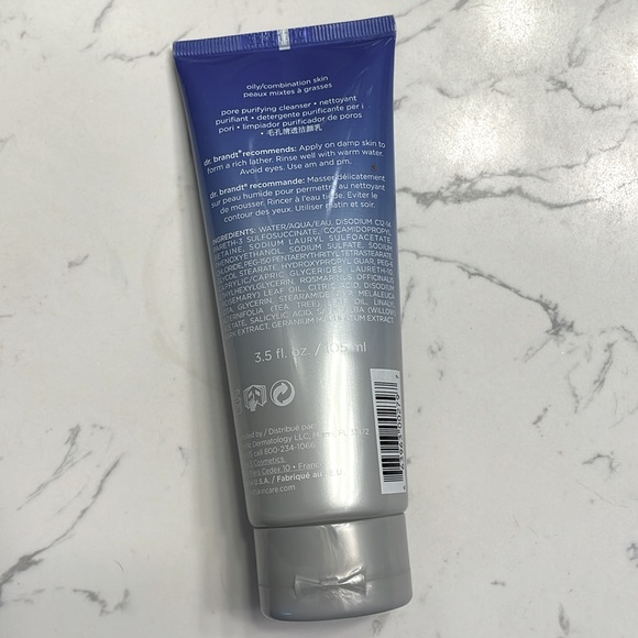 Pores no more Pore Purifying Cleanser - Picture 2 of 2